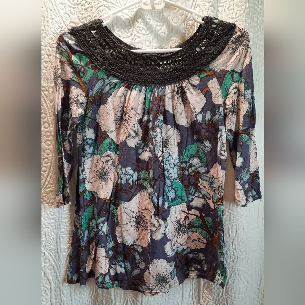Meadow Rue Anthropologie Blouse Womans Small Floral Crochet Casual Classic